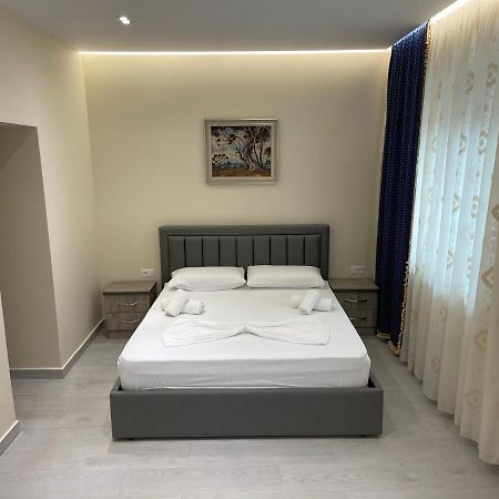 Little Cozy Apartment 4 Sarandë Esterno foto