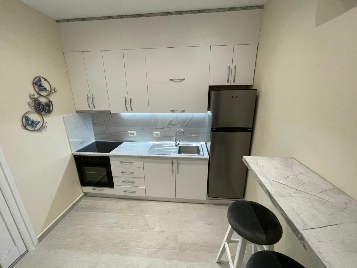 Little Cozy Apartment 4 Sarandë Esterno foto