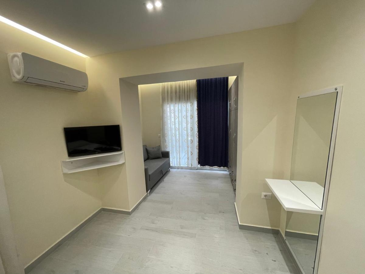 Little Cozy Apartment 4 Sarandë Esterno foto